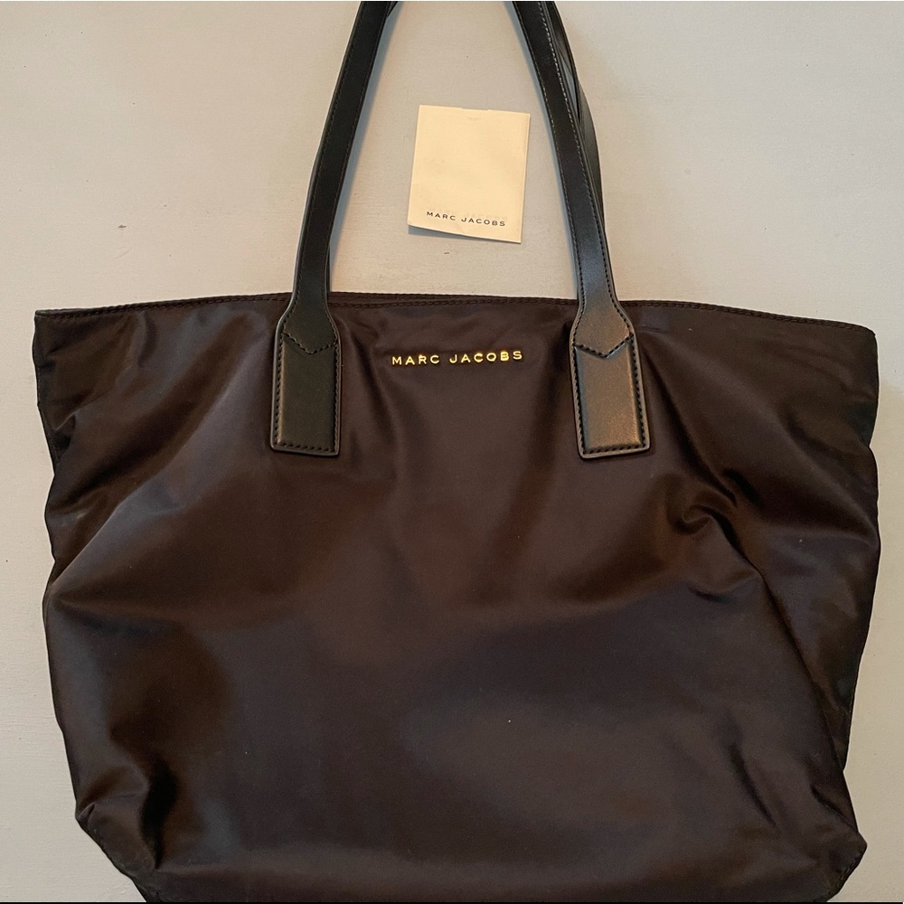 Marc Jacobs Purse!! ♥️ Black- SOLD